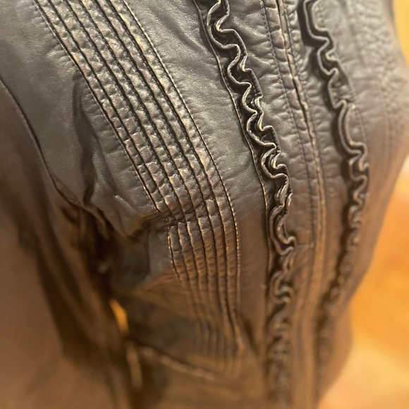 💜 5 for $25 or 3 for $18 Big chill black distressed faux leather motto j… - Picture 7 of 10